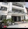 Biệt Thự Long Biên 130m2 , 3Tầng , 18,2Tỷ  - FULL NỘI THẤT- SÂN CỔNG , THIẾT KẾ ĐẸP- GẦN Ô
