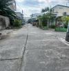 Bán căn nhà tại phường 1 trung tâm Bến Tre,cách bờ hồ 300m2,cách đường Nguyễn Huệ 50m
