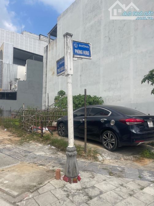 💥💥BÁN LÔ GÓC 2 MT PHÙNG HƯNG - VỊ TRÍ GẦN BIỂN - giá 16,x tỷ