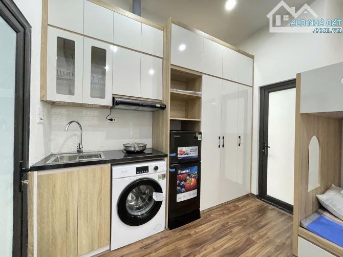 BÁN NHÀ ĐƯỜNG LÁNG DT60m2*6TẦNG THANG MÁY 11 CĂN HỘ CHO THUÊ 50TR/TH. CHỈ 12 TỶ