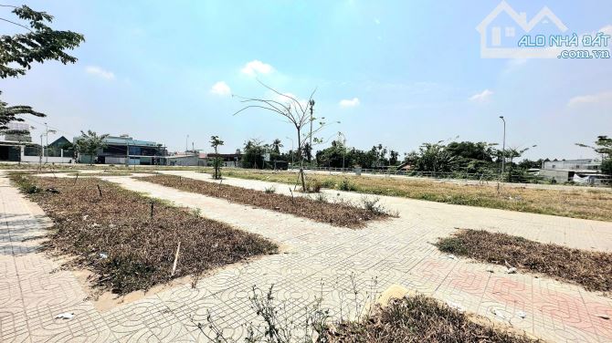 Đất RẺ, Đẹp, Xây Tự Do, đối diện Công Viên, gần Vòng Xoay Cầu Hang🔥👉3Tỷ300__90m2 (5x18m) - 1