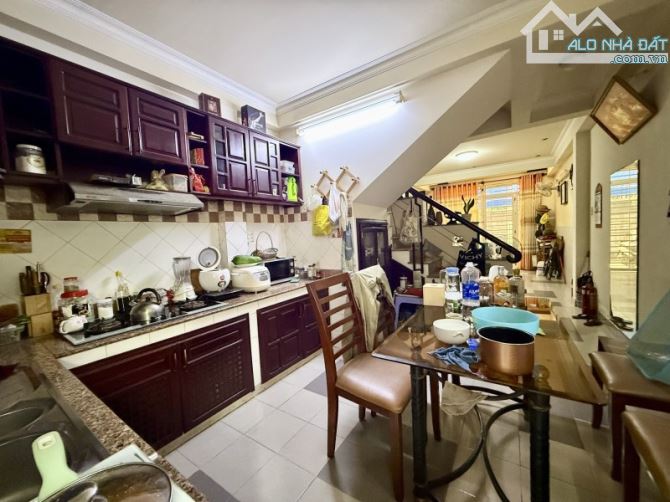 Bán nhà đường Tăng Bạt Hổ, P11 Bình Thạnh – hẻm ô tô – 4 tầng – chỉ 11.7 tỷ - 12