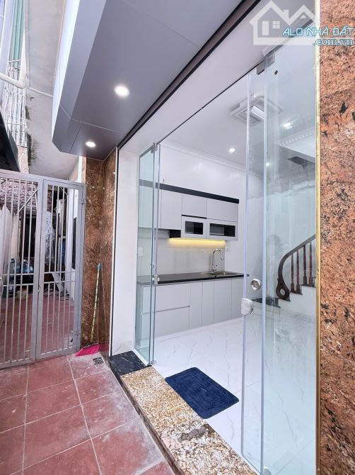 Chính chủ bán nhà phố Kim Mã - Ba Đình