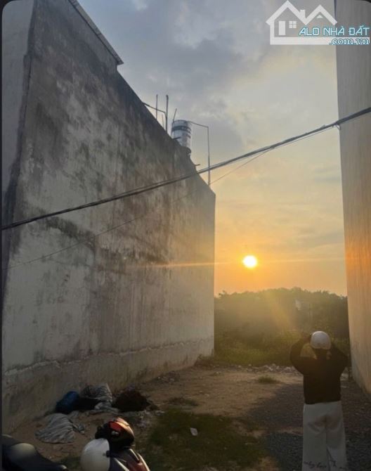 Bán đất thổ cư 50m2 khu phân lô đường số 6 (Tân Kỳ Tân Quý nối dài) giá 3,5 tỷ TL