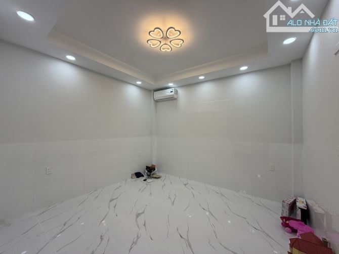 F5. Nhà 1/ Nguyễn Suý - 4 x 16 - 5 tầng - HXH giá chỉ 9,1 tỷ thương lượng - 10