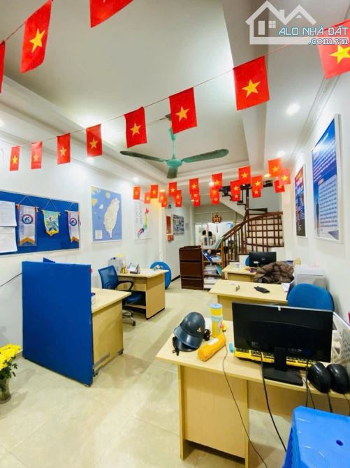 BÁN NHÀ PHỐ CẦU GIẤY PHÂN LÔ OTO DT50m2*6TẦNG THANG MÁY CHỜ. CHỈ 15 TỶ