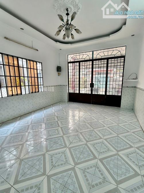 Bán nhà Phường Tam Hiệp gần chợ Lý Văn Sâm , SHR thổ cư 100% - 1