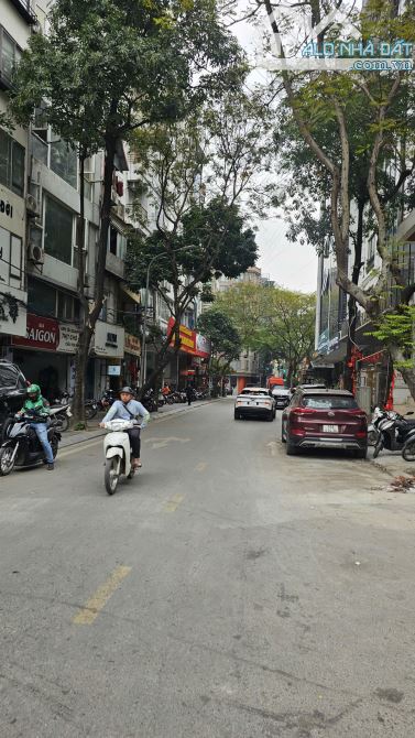 NHÀ PHỐ TRẦN THÁI TÔNG - 40M2 MT 4M - 6 TẦNG THANG MÁY - TẶNG FULL NỘI THẤT XỊN