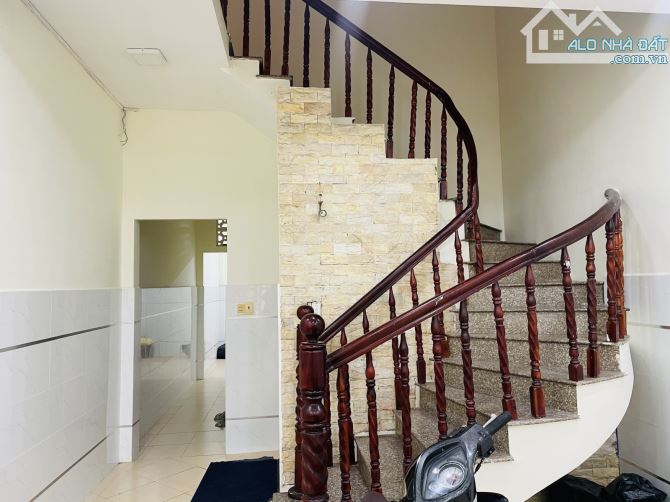 F6. Nhà 1/ Thoại Ngọc Hầu - HXH 8m - 4 x 16,5 - 2 tầng giá 7,3 tỷ thương lượng - 2
