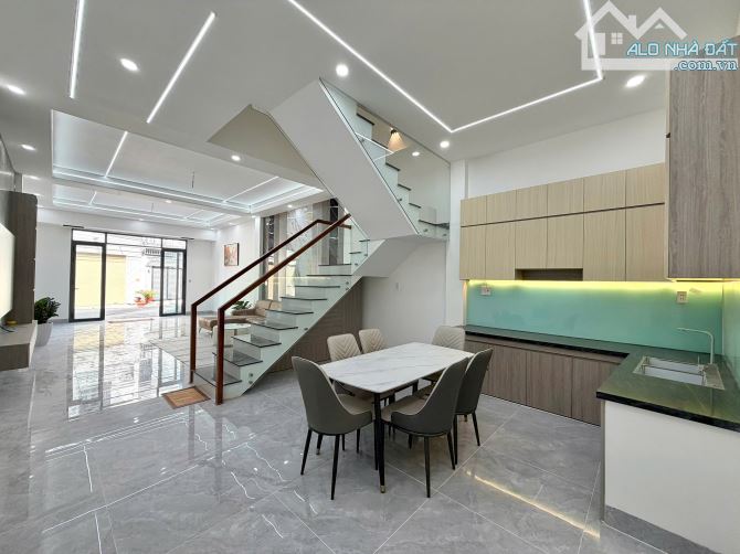 Bán nhà đường Hoàng Minh Chánh P. Hoá An cũ Biên Hoà. 5,6x18 nở hậu. Giá 4 tỷ 979tr - 3