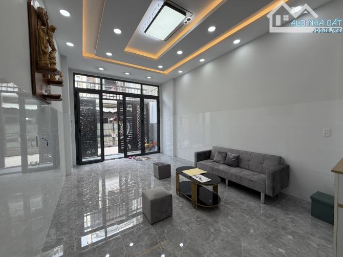 F5. Nhà 1/ Nguyễn Suý - 4 x 16 - 5 tầng - HXH giá chỉ 9,1 tỷ thương lượng - 3