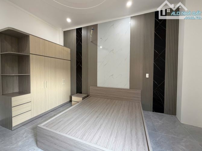 Bán nhà đường Hoàng Minh Chánh P. Hoá An cũ Biên Hoà. 5,6x18 nở hậu. Giá 4 tỷ 979tr - 4