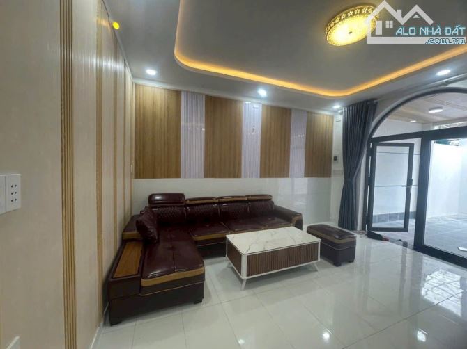 BÁN NHÀ 1 TRỆT 1 LẦU 1 TUM – TRUNG TÂM P. BỬU HÒA – TP. BIÊN HÒA – GIÁ TỐT - 4