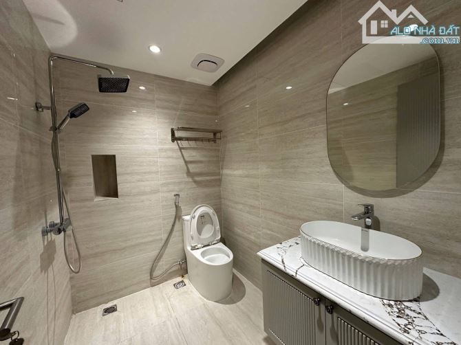 BÁN NHÀ PHÂN LÔ PHỐ NGỌC KHÁNH - GIẢNG VÕ - BA ĐÌNH - GẦN VIN GIẢNG VÕ