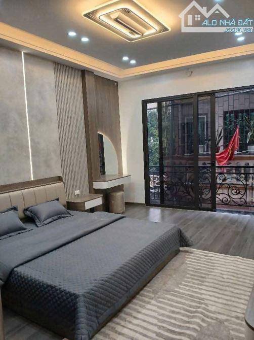 SIÊU PHẨM XUÂN THỦY - CẦU GIẤY 50M2 NHÀ 5 TẦNG 2 MẶT THOÁNG NGÕ Ô TÔ CHỈ 13 TỈ