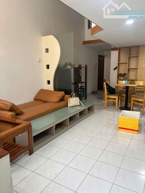 CĂN HỘ 78m2 NGAY NGUYỄN VĂN LINH, QUẬN 7. CỰC ĐẸP- GIÁ 3,9 tỉ/ TL - 2