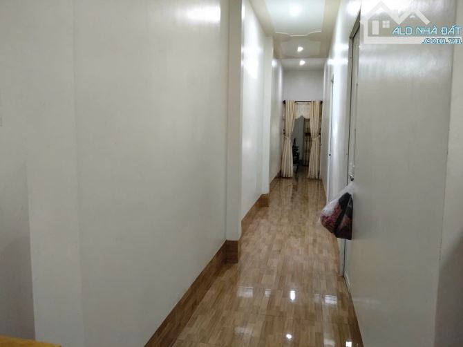 Nhà mặt tiền Sơn Thông đoạn sát bên 3b - 2