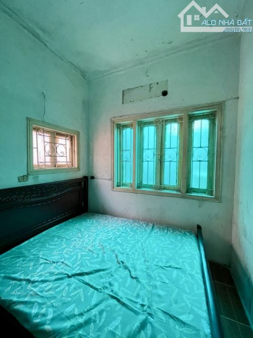 SỐC! NHÀ MẶT PHỐ CỬA NAM – LÔ GÓC – GIÁ CHỈ TÍNH TIỀN ĐẤT