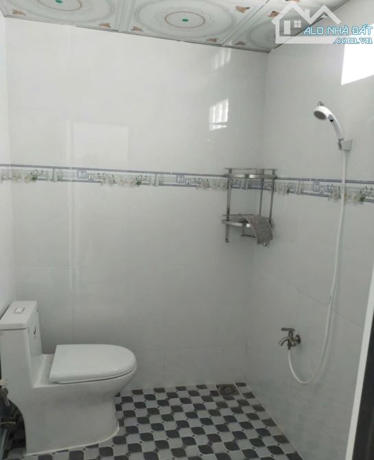 Nhà mặt tiền Hùng Vương đoạn khu dân cư đông đúc - 2