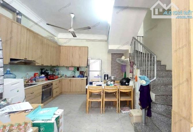 BÁN NHÀ NGUYỄN THỊ ĐỊNH 55m2 × 5T . 2 Ô TÔ TRÁNH ĐỖ THOẢI MÁI + VỈA HÈ - 30m RA MẶT PHỐ