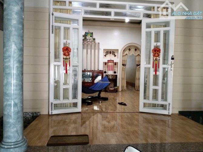 Nhà mặt tiền Sơn Thông đoạn sát bên 3b - 3