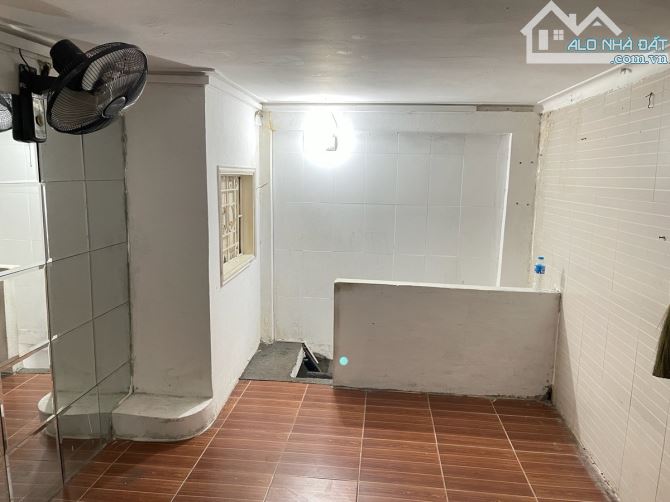 SỐC! NHÀ MẶT PHỐ CỬA NAM – LÔ GÓC – GIÁ CHỈ TÍNH TIỀN ĐẤT