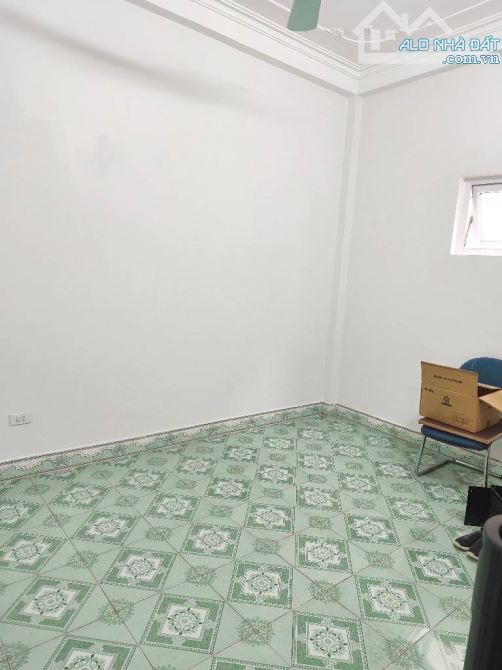 LẠC LONG QUÂN - TÂY HỒ - 50 M- 4 TẦNG - MẶT TIỀN 4.6M - 15.5 TỶ SỔ ĐỎ CHÍNH CHỦ