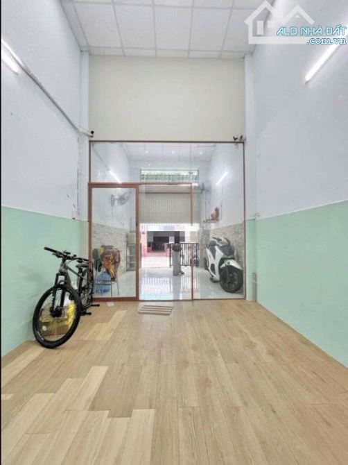 Hẻm xe tải Âu Cơ Trệt lửng 4x18, 3pn 2wc đủ nội thất 14tr