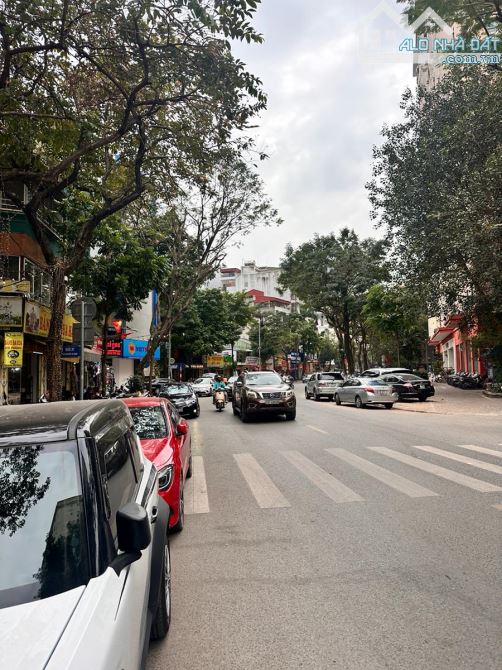 CỰC HIẾM PHÂN LÔ - VỈA HÈ - KINH DOANH -OTO TRÁNH -TRUNG TÂM THANH XUÂN -CẦU GIẤY