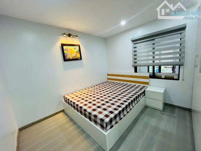 Tập thể Nghĩa Tân, Cầu Giấy, ô tô, thoáng, 60m2 2pn ở luôn giá 4,05 tỷ