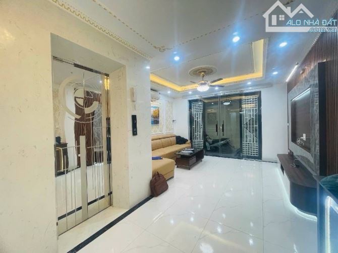 NHÀ ĐẸP - VÕ CHÍ CÔNG - CẦU GIẤY - 61/65 M - 6 TẦNG - MẶT TIỀN 5.6M- 16,8 TỶ