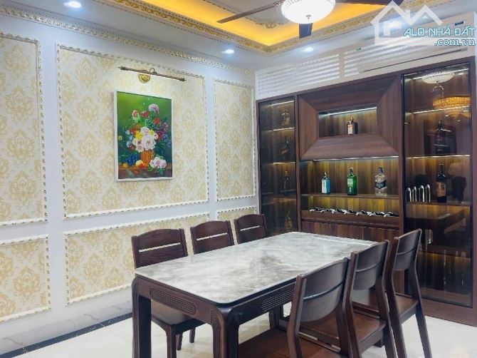 NHÀ ĐẸP - VÕ CHÍ CÔNG - CẦU GIẤY - 61/65 M - 6 TẦNG - MẶT TIỀN 5.6M- 16,8 TỶ