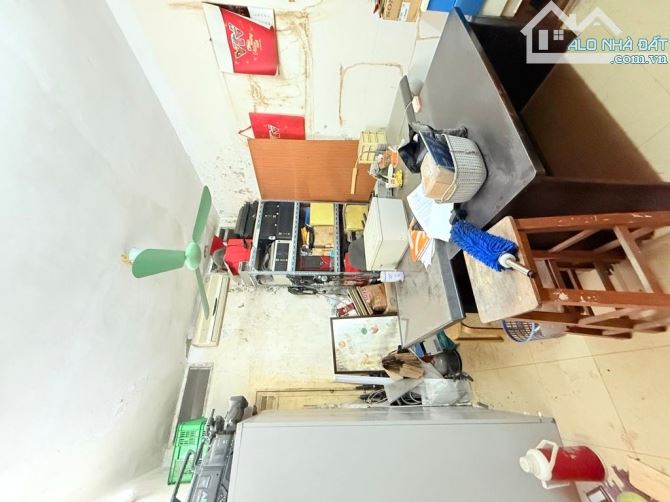 BÁN NHÀ - NGUYỄN CÔNG HOAN - BA ĐÌNH - 56 M- 3 TẦNG - MẶT TIỀN 3.5M - 16.7 TỶ SỔ ĐỎ VUÔN