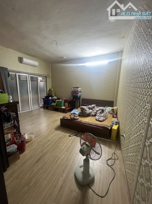 Bán Nhà Phố Thợ Nhuộm Hoàn Kiếm 32m2-4T Mt4m 1 SỔ 1 CHỦ 12 Tỷ Thợ Nhuộm.