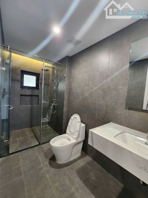 NHÀ ĐẸP - VÕNG THỊ - TÂY HỒ - 48/50 M - 6TẦNG - MẶT TIỀN 5.3M - 22.5 TỶ SỔ ĐỎ CHÍNH CHỦ