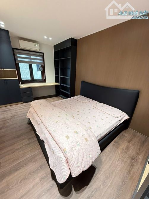 NHÀ QUẦN NGỰA - BA ĐÌNH - 57/62 M - 6 TẦNG - MẶT TIỀN 3,5M - 31 TỶ SỔ ĐỎ CHÍNH CHỦ ĐẸP