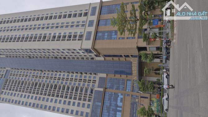 BÁN CĂN HỘ CC GODLEN PARK VIP TT CẦU GIẤY- MỚI ĐẸP HIỆN ĐẠI 3PN RỘNG+ SLOST OTO- 95M2/11