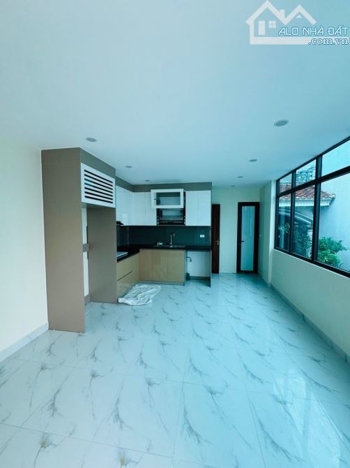 BÁN NHÀ TT BA ĐÌNH 15M RA MẶT PHỐ THANG MÁY FULL NỘI THẤT DÂN XÂY CHẮC CHẮN TIỆN ÍCH FULL