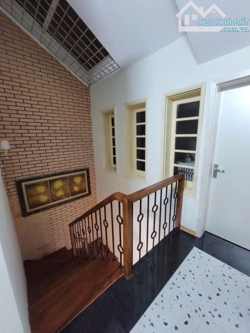 BIỆT THỰ - LIỀN KỀ - HOÀNG HOA THÁM - TÂY HỒ - 83M- 4 TẦNG - MẶT TIỀN 5.5M - 44 TỶ