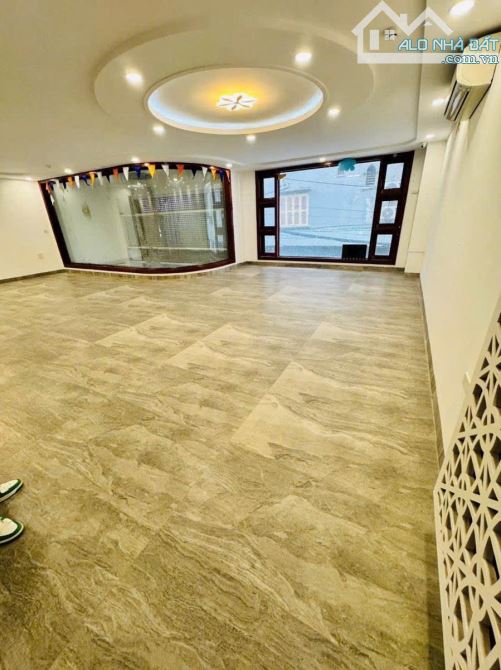 Bán nhà vị trí đắc địa phố Giang Văn Minh - Ba Đình. DT NÓI LÊN TẤT CẢ: 104 M2 - MT:10MMT