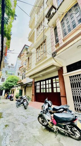 Phân Lô_Ô Tô, Kinh Doanh_ Lý Nam Đế, Hoàn Kiếm. Dt: 143m x 5 tầng,M tiền: 6,5m. Giá 70 tỷ.