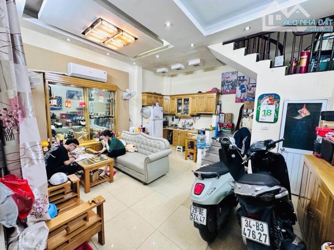 Ba Đình – Hoàng Hoa Thám | 38m² – Nhà Đẹp Ở Ngay | Chỉ 7,5 Tỷ | Gọi Ngay!