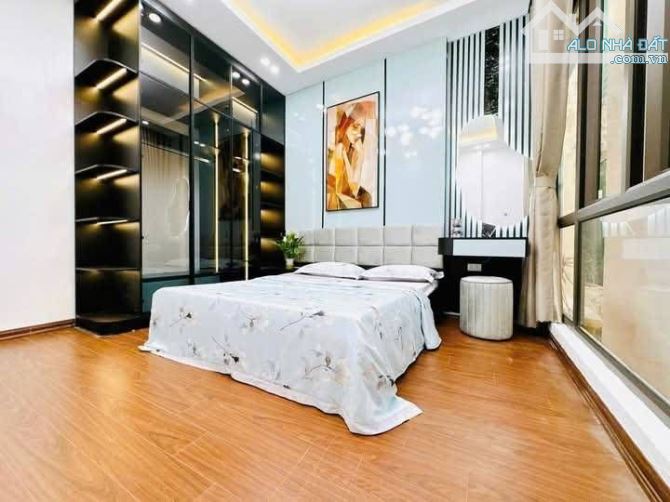 Ba Đình – Đội Cấn | 40m² – 5 Tầng – Nhà Đẹp Ở Ngay | Chỉ 8 Tỷ | Gọi Ngay!