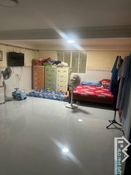 BÁN NHÀ MT NGANG CHUẨN 5M NGAY SÁT TÂY THẠNH-TÂN PHÚ DT 70M, 4L GIÁ CHÁO 11 TỶ - 2