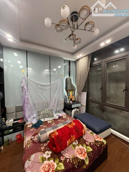 Ba Đình – Đội Cấn | 40m² – 5 Tầng – Nhà Đẹp Ở Ngay | Chỉ 8 Tỷ | Gọi Ngay!