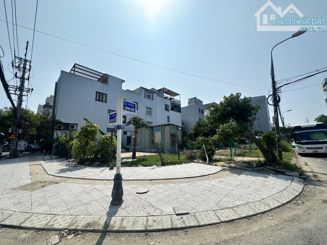 BÁN LÔ GÓC 2 mặt tiền Chính Hữu và Đông Kinh Nghĩa Thục (dt125,8m) Giá 25tỷ .