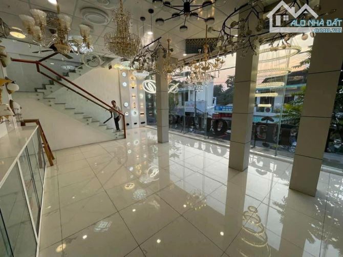 🏢 CHO THUÊ NHÀ 3 TẦNG MẶT TIỀN ĐIỆN BIÊN PHỦ – VỊ TRÍ KINH DOANH ĐẸP