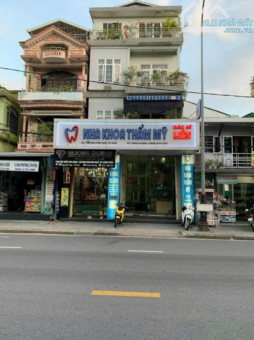 BÁN NHÀ 04 TẦNG MẶT TIỀN NGUYỄN HUỆ, HUẾ - HÀNG HIẾM .. VỊ TRÍ SIÊU PHẨM GẦN VINCOM ❌ - 1