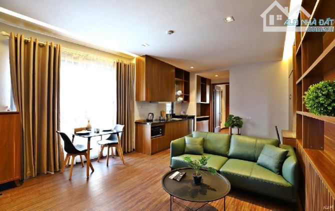 MẶT PHỐ ÂU CƠ TRONG ĐÊ - THOÁNG VĨNH VIỄN TRƯỚC SAU - TỔ HỢP DỊCH VỤ KHÁCH SẠN NHÀ HÀNG