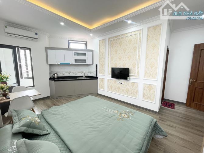 Chính chủ bán toà nhà dòng tiền 7 tầng thang máy ngõ 294 Đội Cấn 48m chỉ 11.9 tỷ Ba Đình